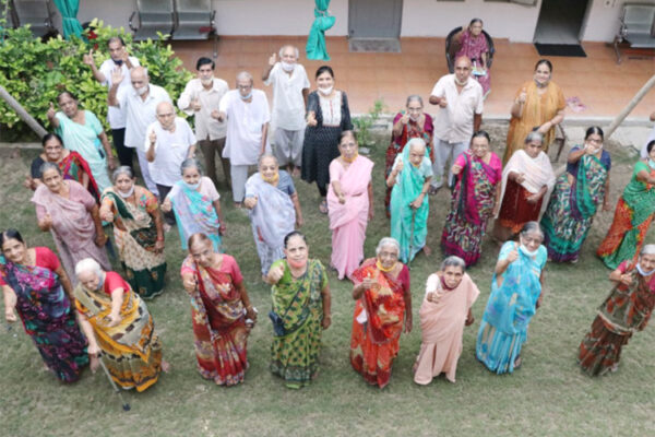 Gandhinagar: જનની ગૌ સેવા ટ્રસ્ટ દ્વારા નિરાધાર વડીલો માટે 5 સ્ટાર હોટેલ જેવું વૃદ્ધાશ્રમ બનાવાશે, વૃદ્ધોને દર અઠવાડિયે પ્રવાસ પણ કરાવાશે